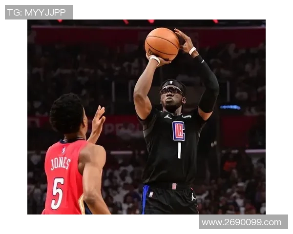 疯三四强战弗拉格失误致杜克黑色33秒逆转出局震惊全场 疯三四强战弗拉格失误致杜克黑色33秒逆转出局震惊全场